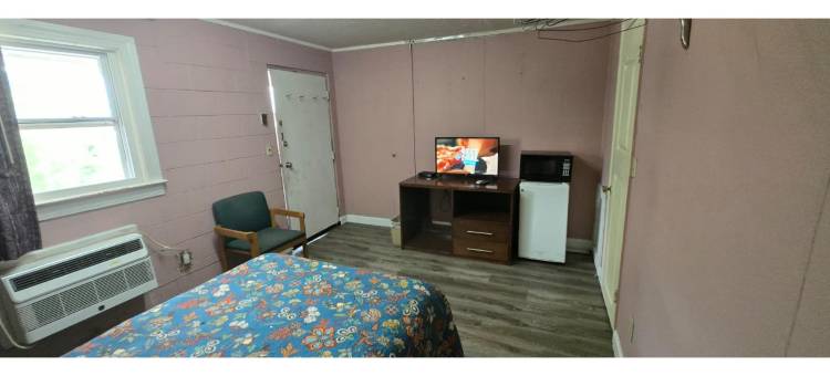 家乡客栈 洛基芒特弗吉尼亚(Hometown Inn Rocky Mount VA)图片