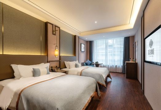 TILL BRIGHT Hotel (Huaihua Tongdao) Hotel Overview