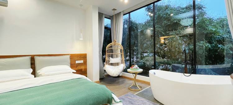 涠洲岛芳华精品客栈(贝壳沙滩天主教堂店)图片