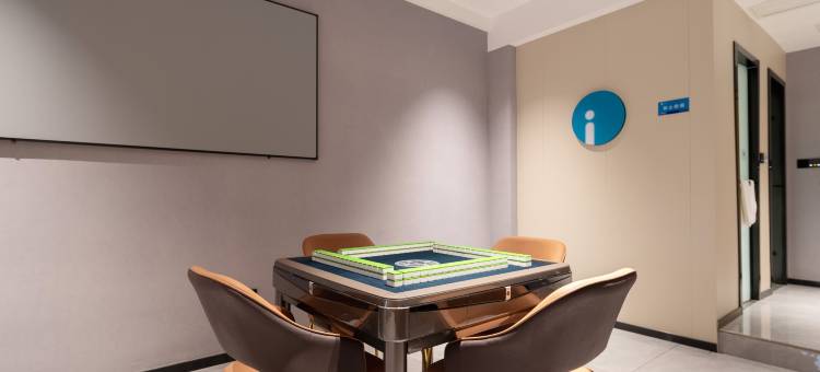 爱电竞酒店(尉氏大上海购物中心店)图片