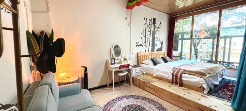 香格里拉楚登硕民宿(独克宗古城店)图片