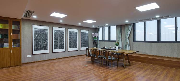 柏纳S酒店(华荣路地铁站高崎机场店)图片
