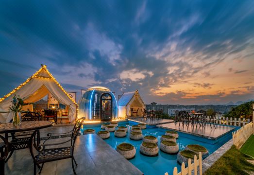 万紫千红屋顶花园酒店（桂林两江四湖景区店）外景图