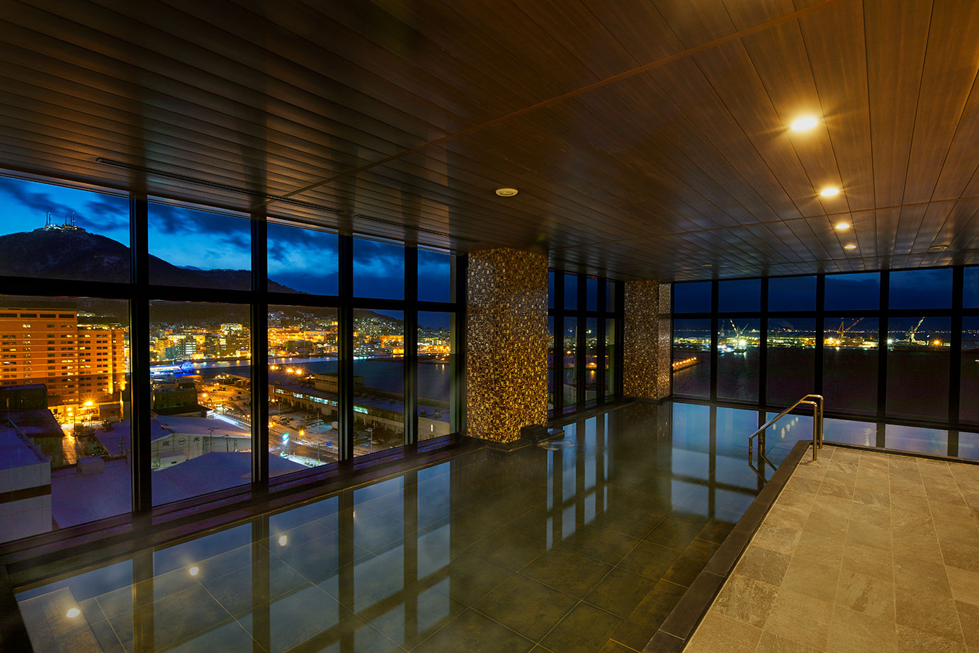 Hakodate Kokusai HotelOver view