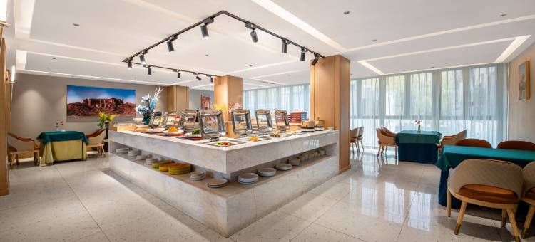 世家轻奢酒店(兰州西固金城中心店)图片