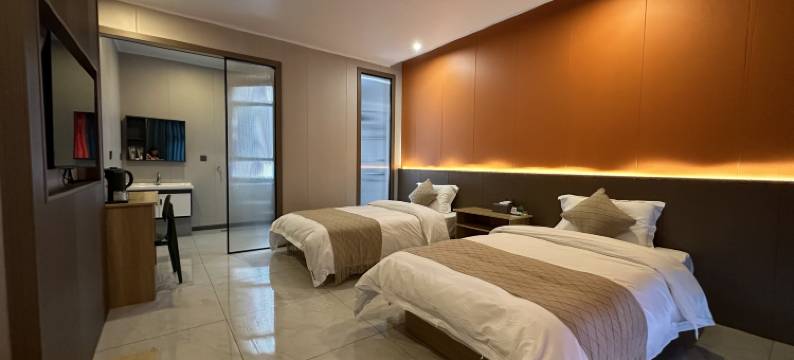 尼勒克圣蜂园民宿图片