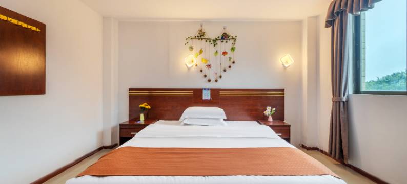 铂逸主题公寓(广州南站店)图片