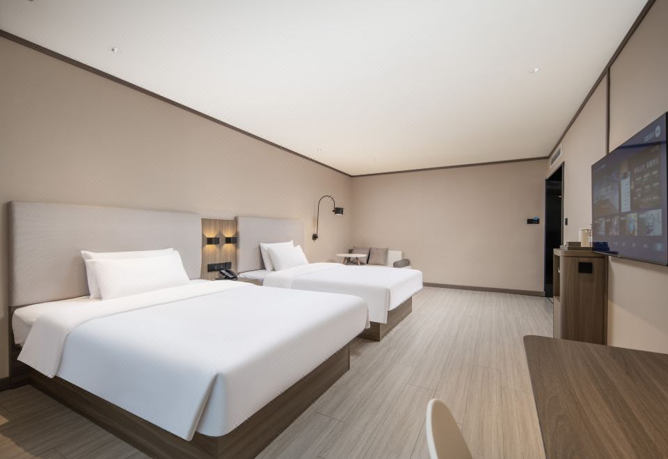  Hotel Overview