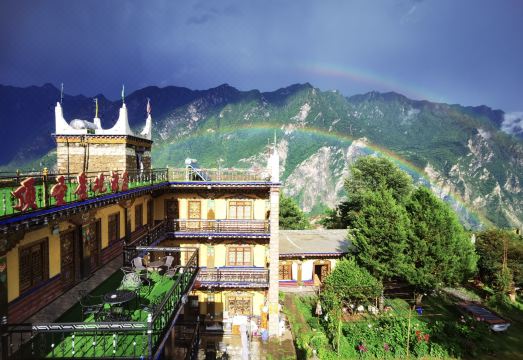 丹巴顶圣景观酒店（甲居藏寨5号观景台店）外景图