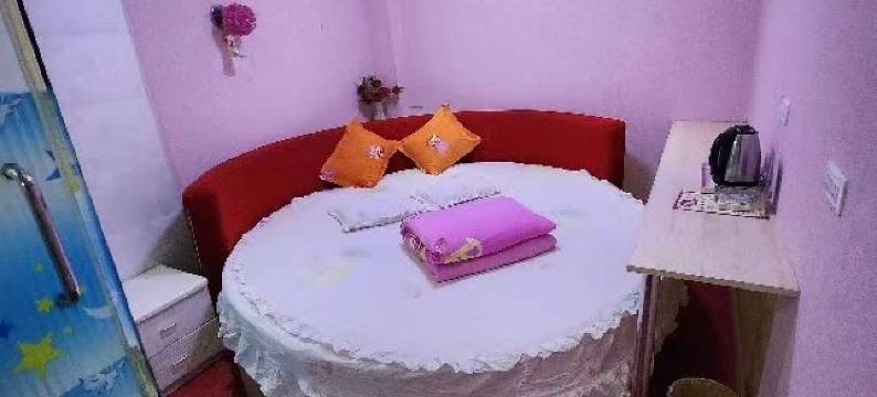 松原美佳时尚宾馆图片