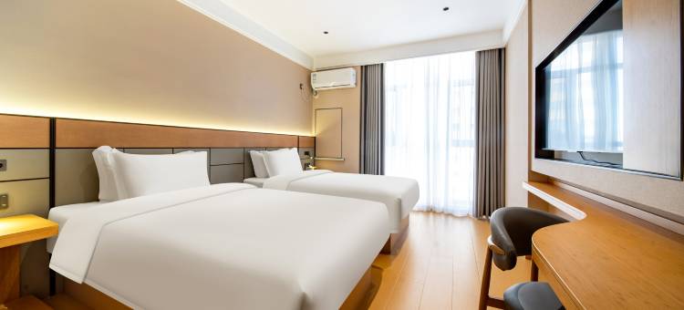 昌吉禧悦丽华酒店(华洋广场店)图片