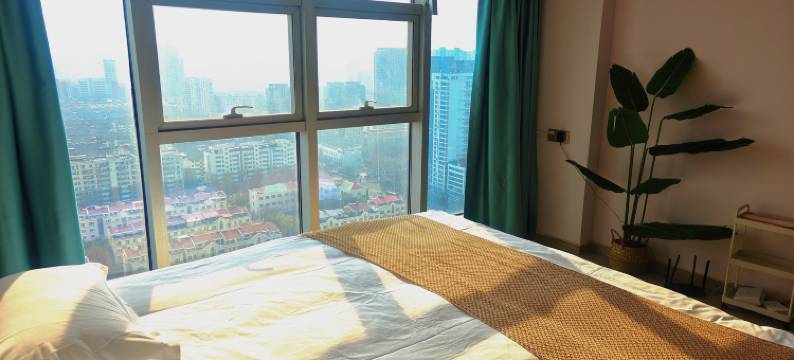 临临月舍主题民宿(金雀山万达广场店)图片