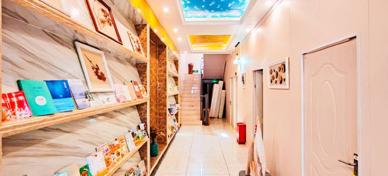 栖研•凨凪凮夙雪山观景美宿图片