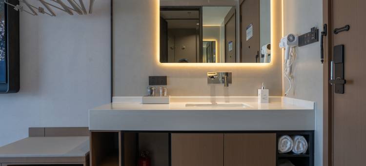 舟山后海海景酒店(普陀山机场半升洞码头店)图片