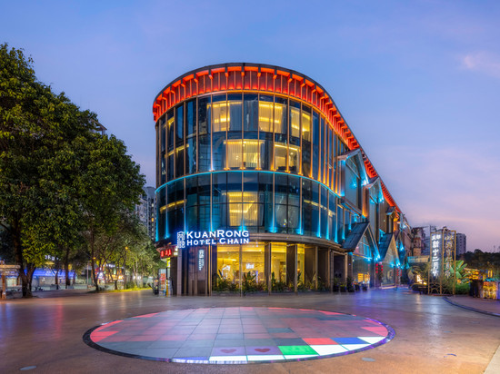 宽融套房酒店(成都春熙路太古里店)