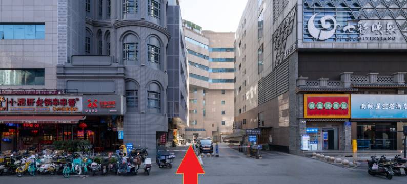 尖微空间艺术酒店(成都春熙路太古里店)图片