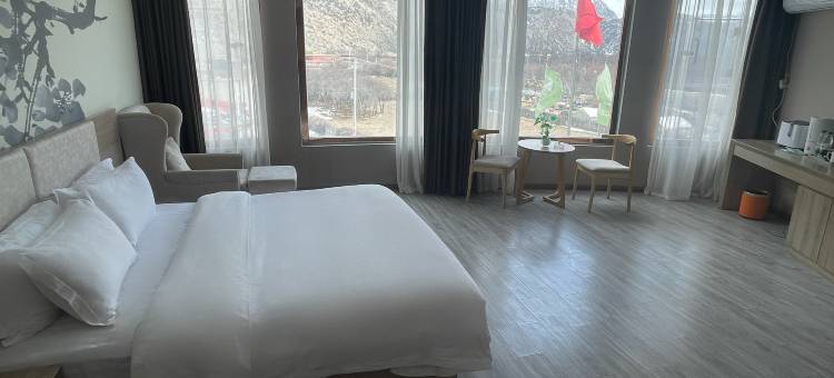 格林豪泰(八宿然乌湖风景区店)图片