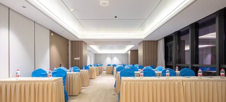 宜尚酒店(武汉高铁站欢乐谷店)图片