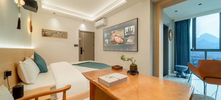 云逸智享民宿(六盘水师范学院店)图片