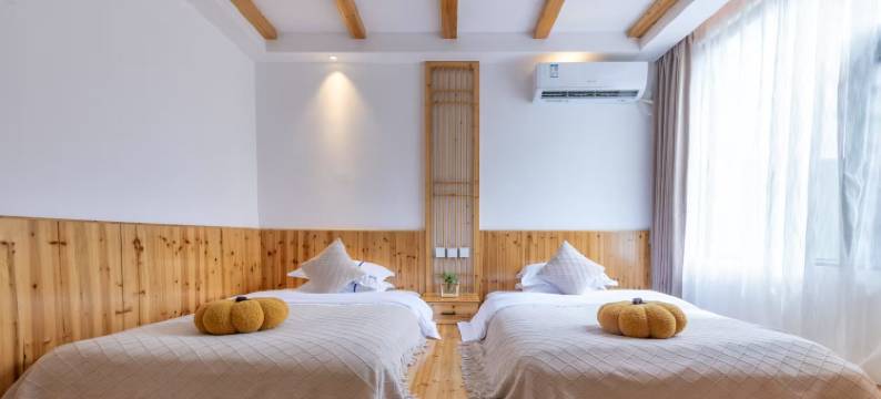 镇远悦享北岸民宿(镇远古城新大桥店)图片