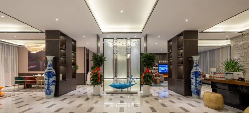 白玉兰酒店(濮阳南乐新天地购物广场店)图片