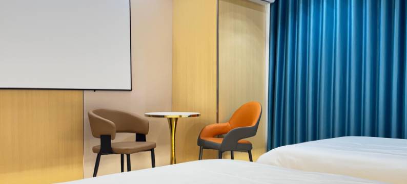 艺海智能影院酒店(潍坊滨海大学城店)图片