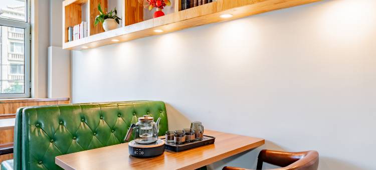 骏怡连锁酒店(摩尔城艺术学院地铁站店)图片