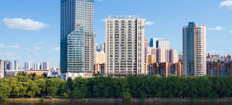 沈阳浦江东方河景酒店(奥体中心地铁站盛京大奥莱店)图片