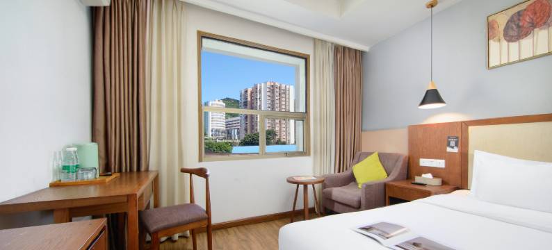 布拉尔酒店(重庆八公里二手车交易市场店)图片