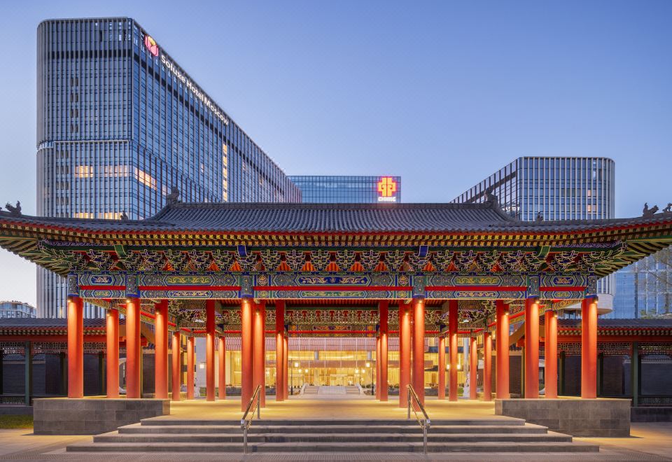 Soluxe Hotel Moscow Hotel Overview