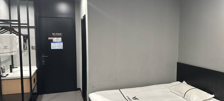 V5电竞酒店图片