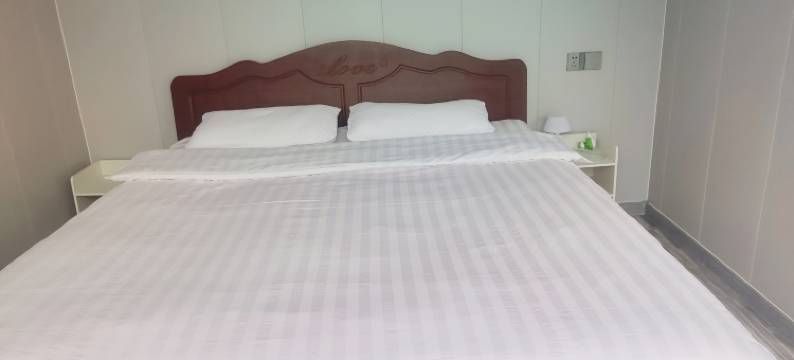 铁刹山老八民宿图片