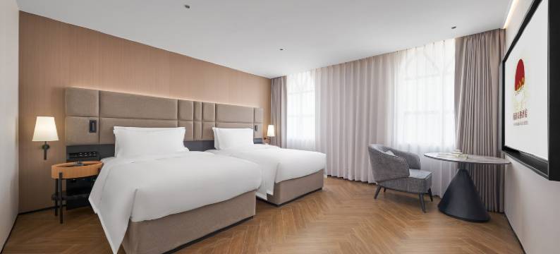 南洋长胜酒店(广州东站天平架地铁站店)图片