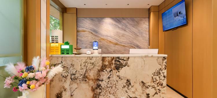 俊义酒店(六盘水站人民广场店)图片