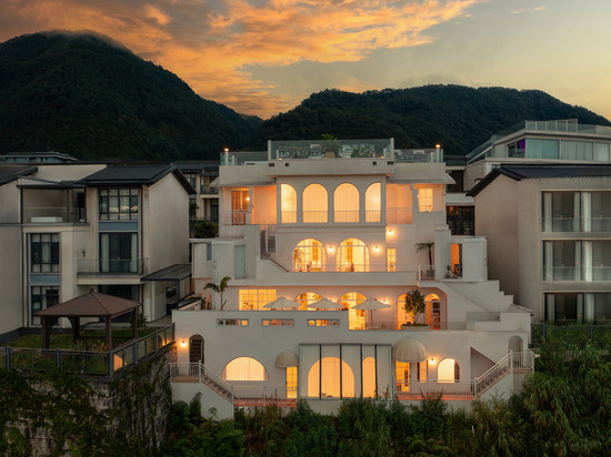 花筑·耳听·villa半山温泉酒店