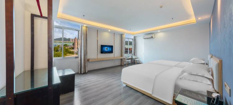 豪廷商务酒店(肇庆端州七星岩景区店)图片