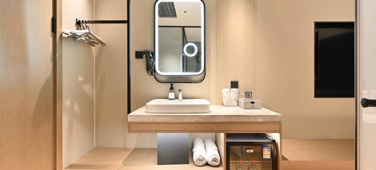 臻澜酒店(二连浩特百货大楼店)图片