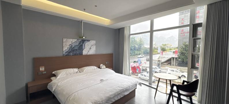 六盘水微露现代酒店图片