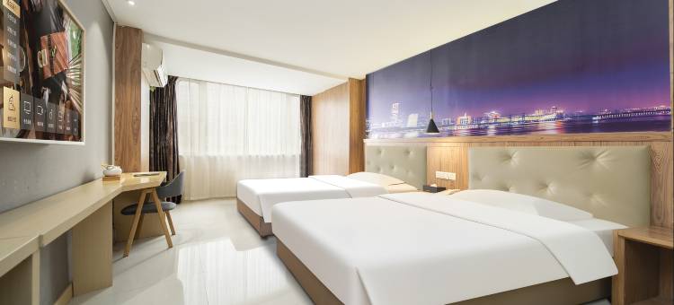 美辰云澜酒店(靖江汽车客运站店)图片