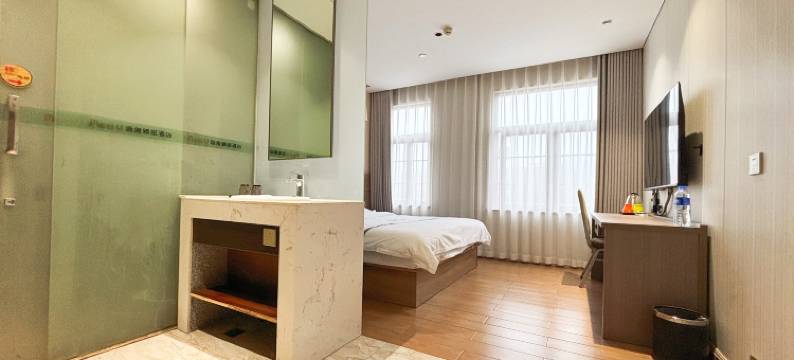 MeetU迷兔酒店(岳麓大学城店)图片