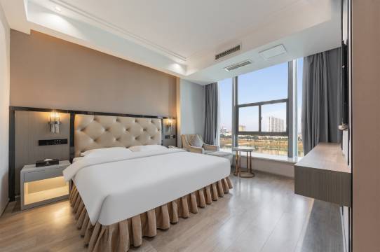 苍溪三合大酒店