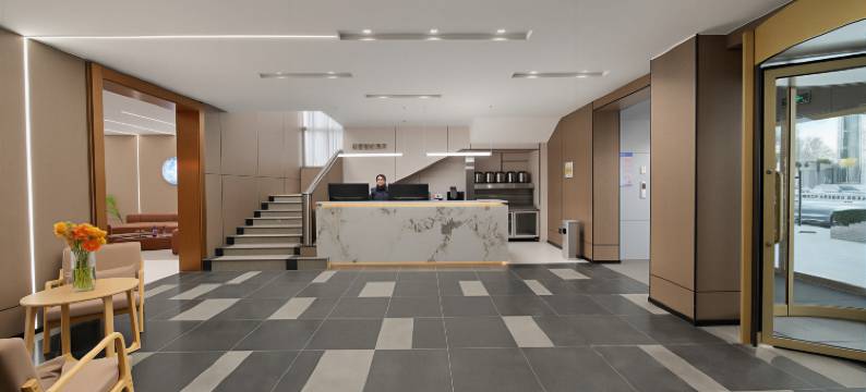 轻奢智能酒店(周口五一广场市中心医院店)图片