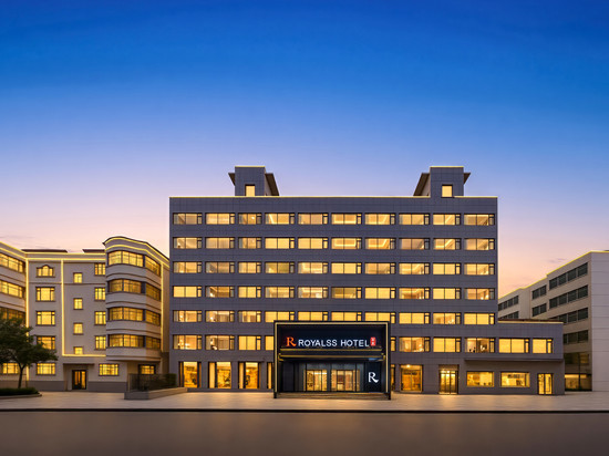 R ROYALSS HOTEL美豪酒店(漯河新天地步行街店)