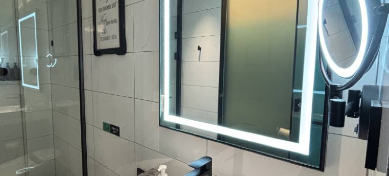 绥棱西岸酒店图片