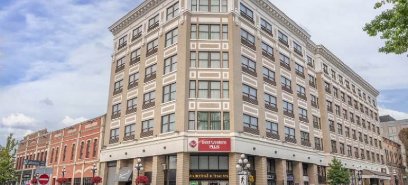 卡尔顿广场贝斯特韦斯特优质酒店(Best Western Plus Carlton Plaza Hotel)图片
