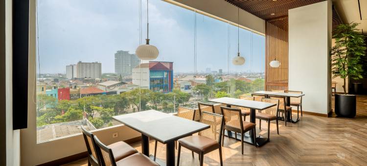 泗水富丽宫酒店(Hotel Rich Palace Surabaya)图片