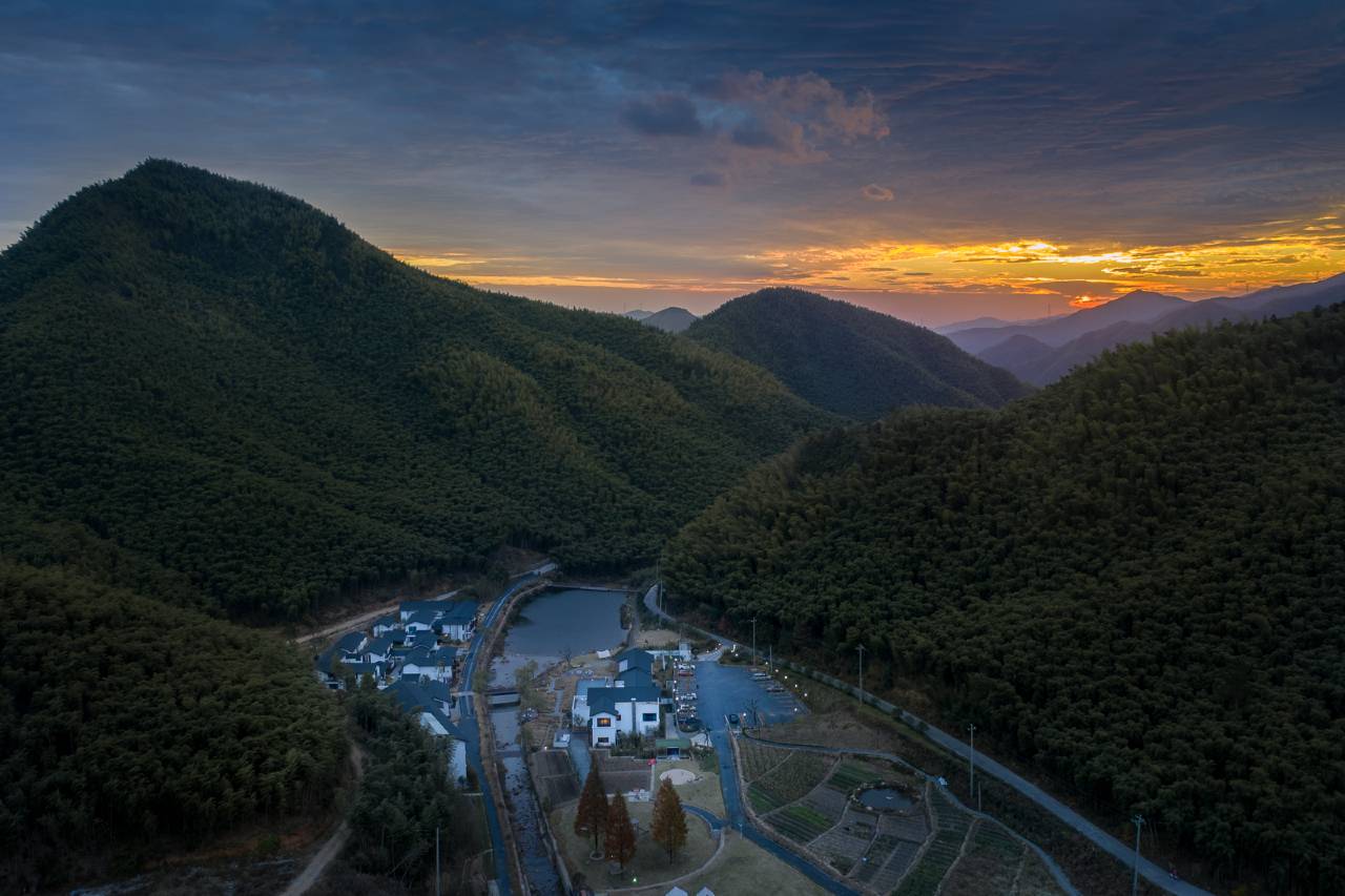 听涧·山川｜奢野私汤度假民宿(安吉云上草原店)图片