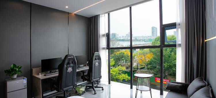 德阳极加电竞酒店图片