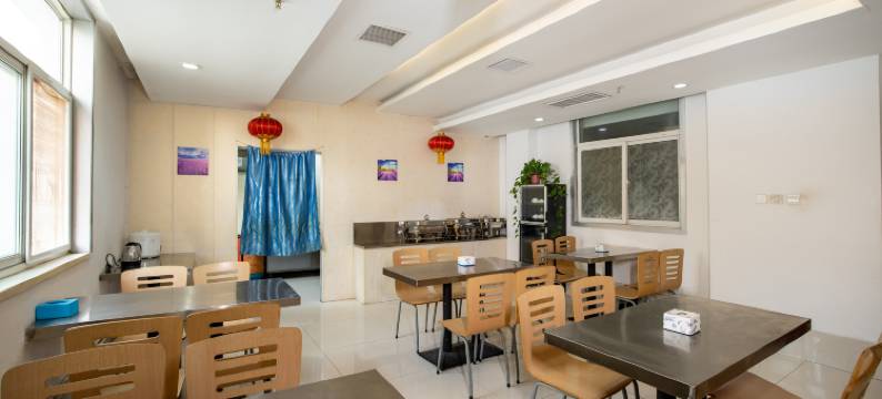 幸运星精选酒店(淇滨区鹤煤大道店)图片