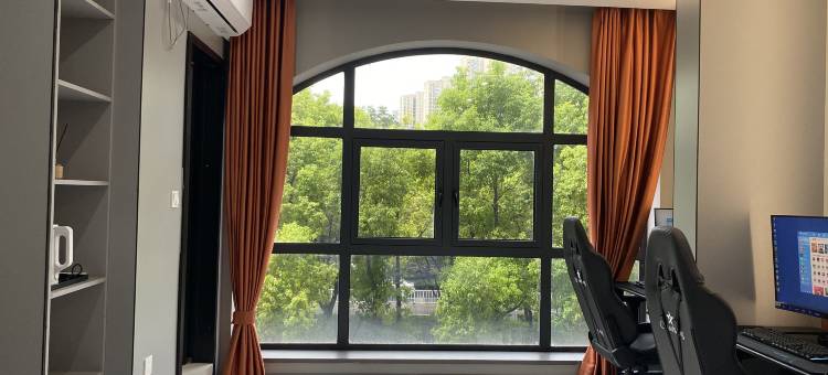 天门光致电竞酒店(万达广场店)图片